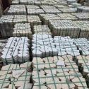 郑州 黄金麻白麻花岗岩荔枝面地铺石(冰裂纹)