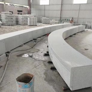 郑州芝麻白花岗岩石板材 园林光面弧形坐凳