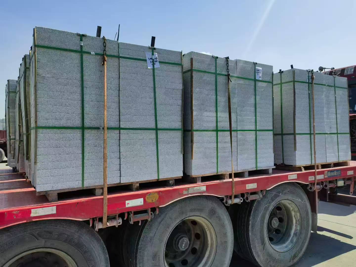 郑州芝麻白花岗岩出货日常地铺石