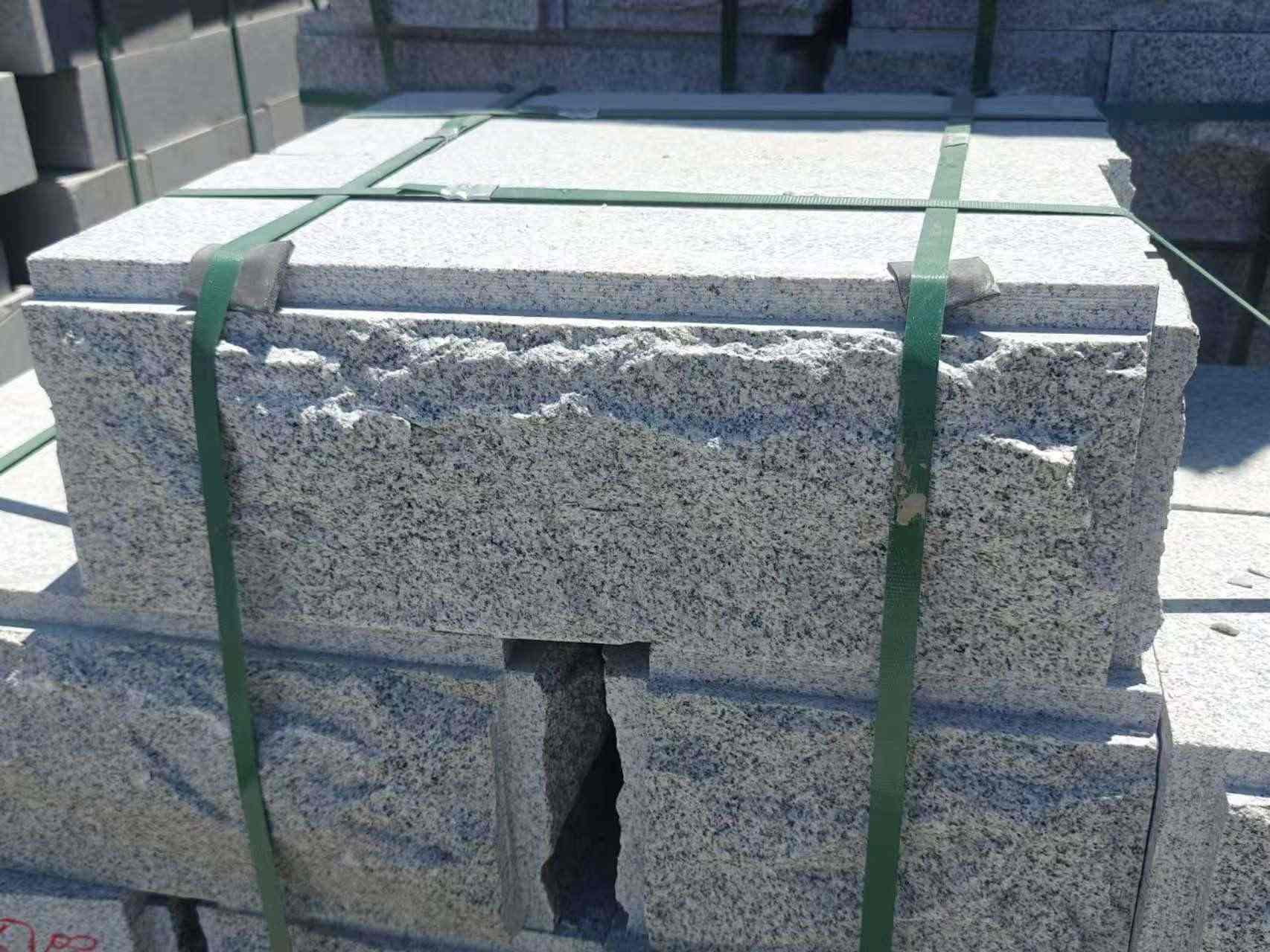 郑州 芝麻白花岗岩自然面成品