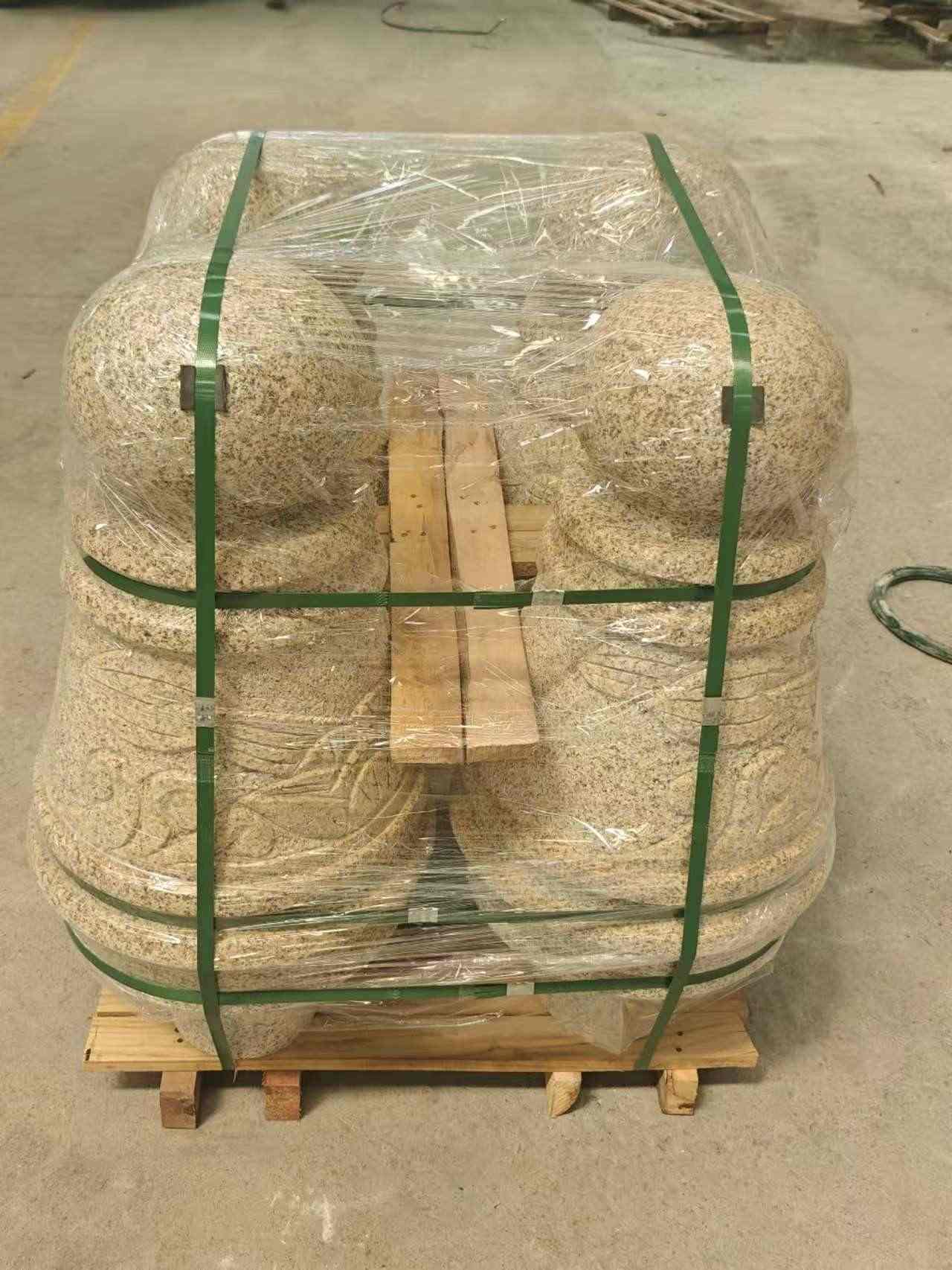 郑州 黄金麻异形定制雕花——棒棒糖挡车柱