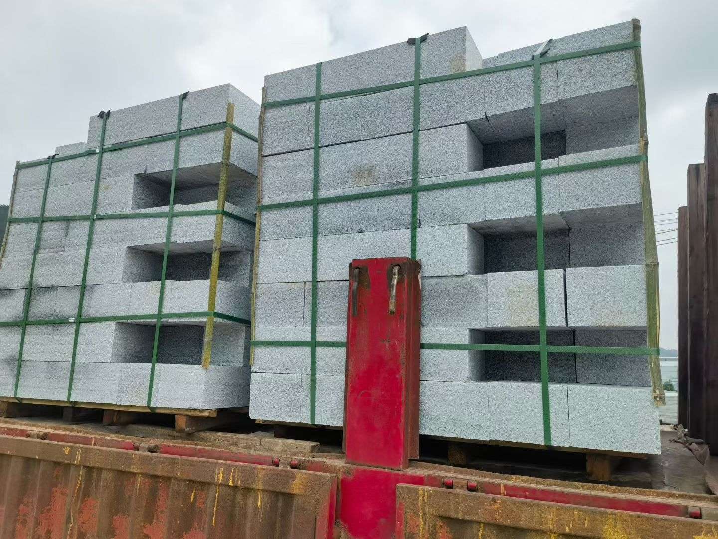 郑州 芝麻白花岗岩路沿石，平石，路侧石，马路牙子，路缘石，立缘石，平缘石等