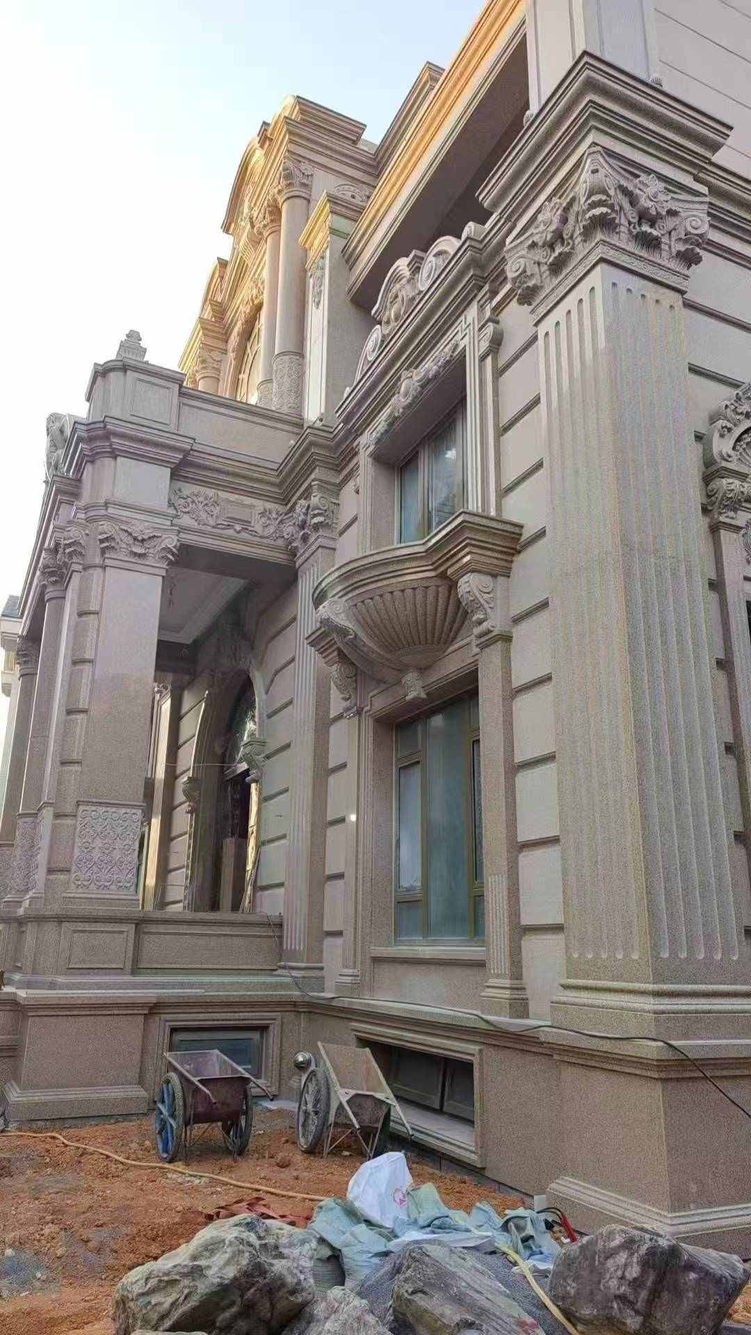 郑州 黄金麻花岗岩光面别墅外墙干挂施工完成