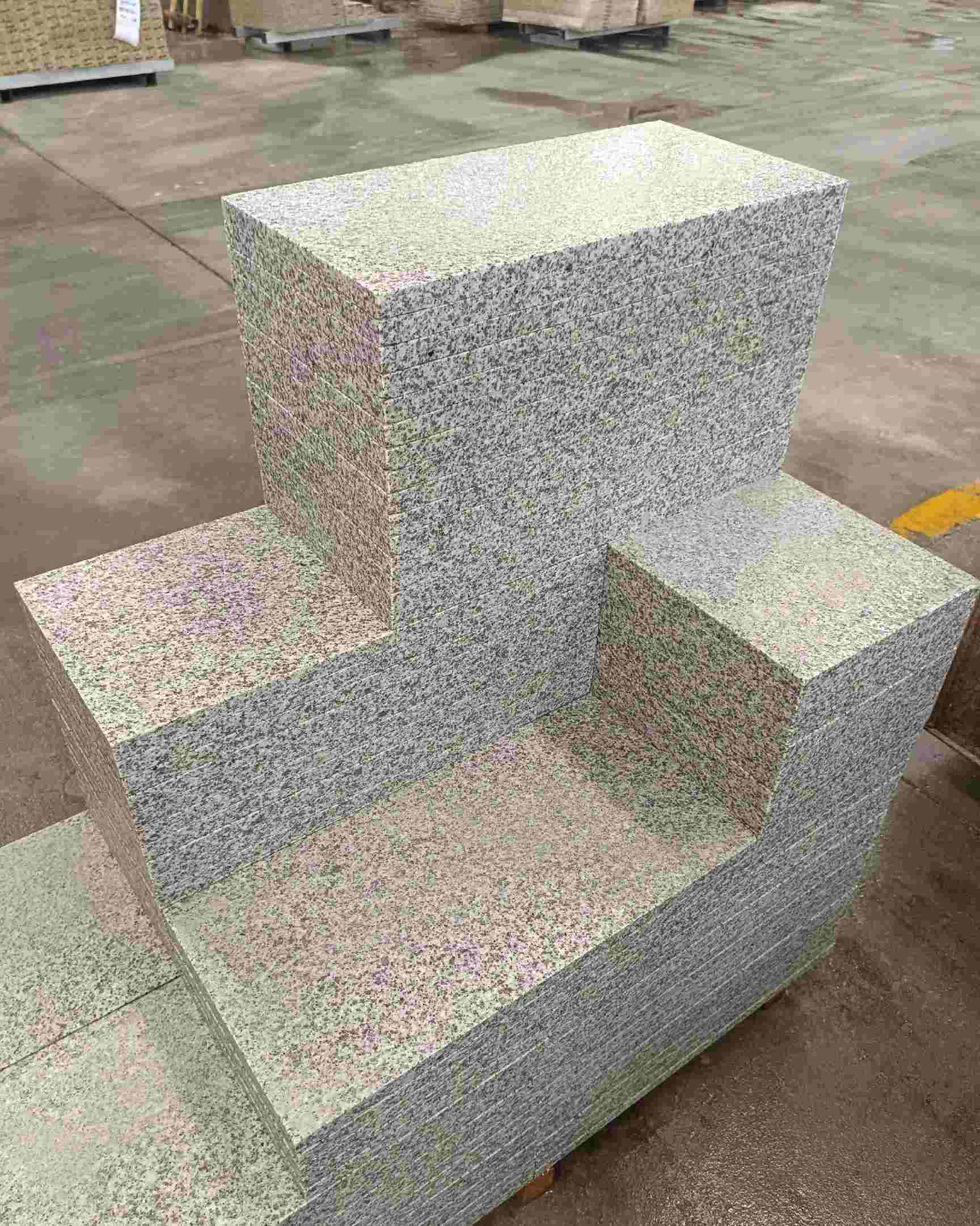 郑州 白麻花岗岩荔枝面地铺石