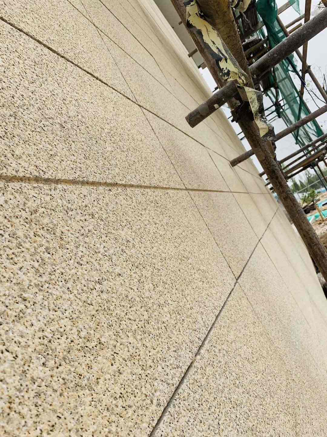 郑州 黄金麻花岗岩荔枝面外墙干挂石材效果示例