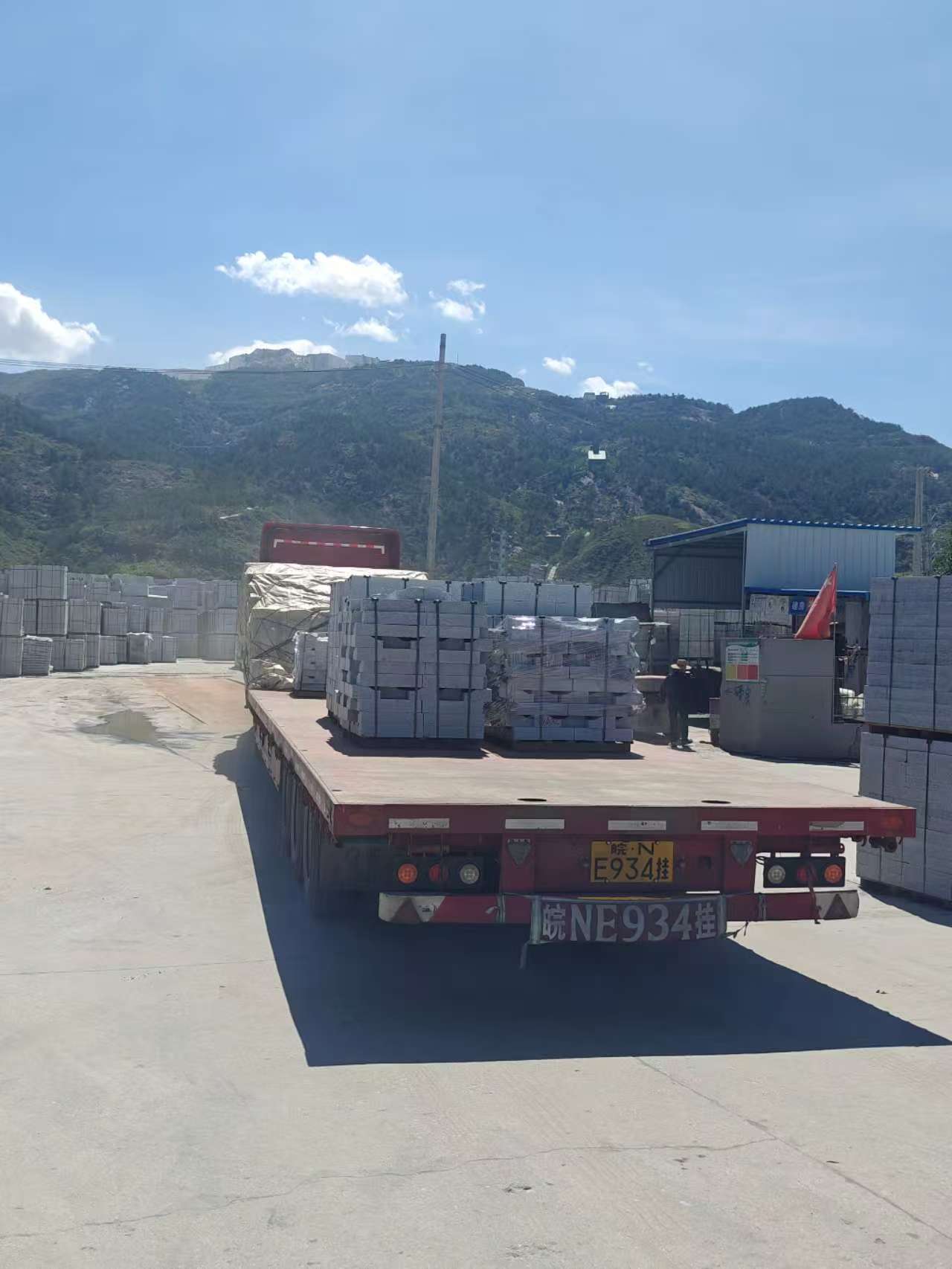 郑州 芝麻白仿形路沿石，直形路沿石