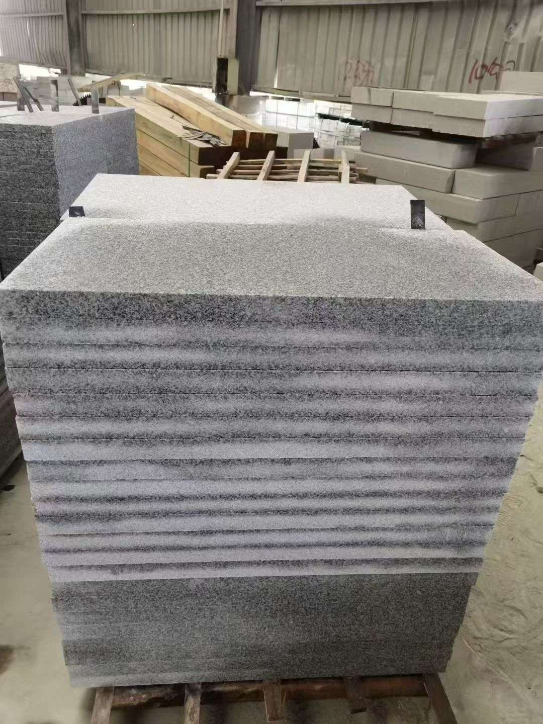 郑州 芝麻白5公分火烧地铺成品，900*400，规格可定制